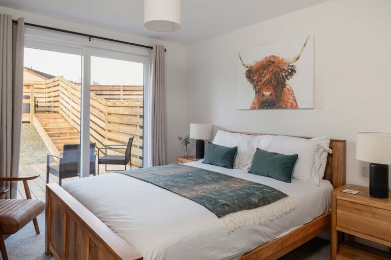 Master-Room-6-Tawny-Lodge-Aviemore